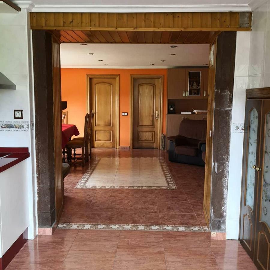 Гостевой дом Casa Nueva Салас Экстерьер фото